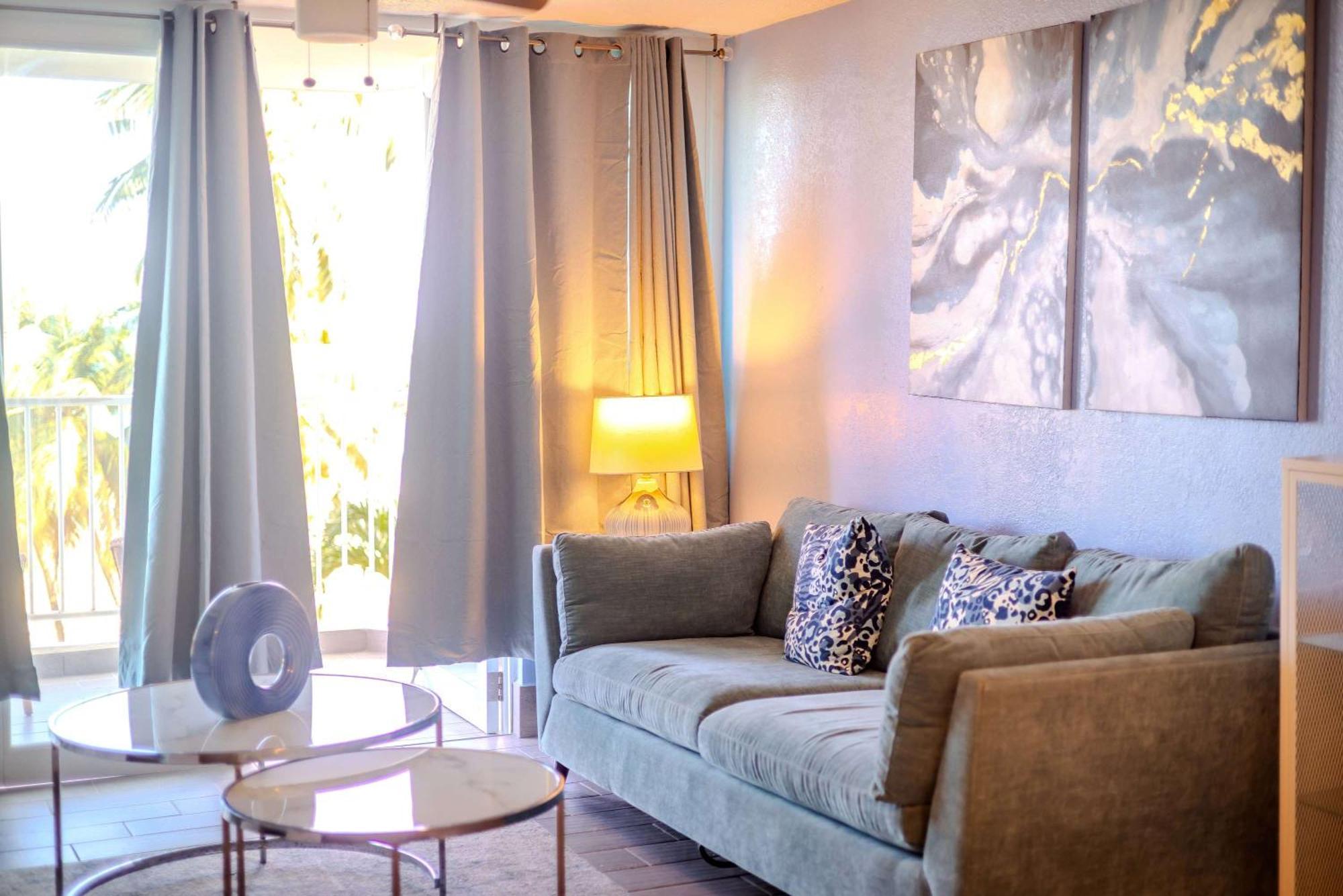 Sunset Paradise Cozy Beachfront Escape - Isla Verde San Juan Eksteriør billede